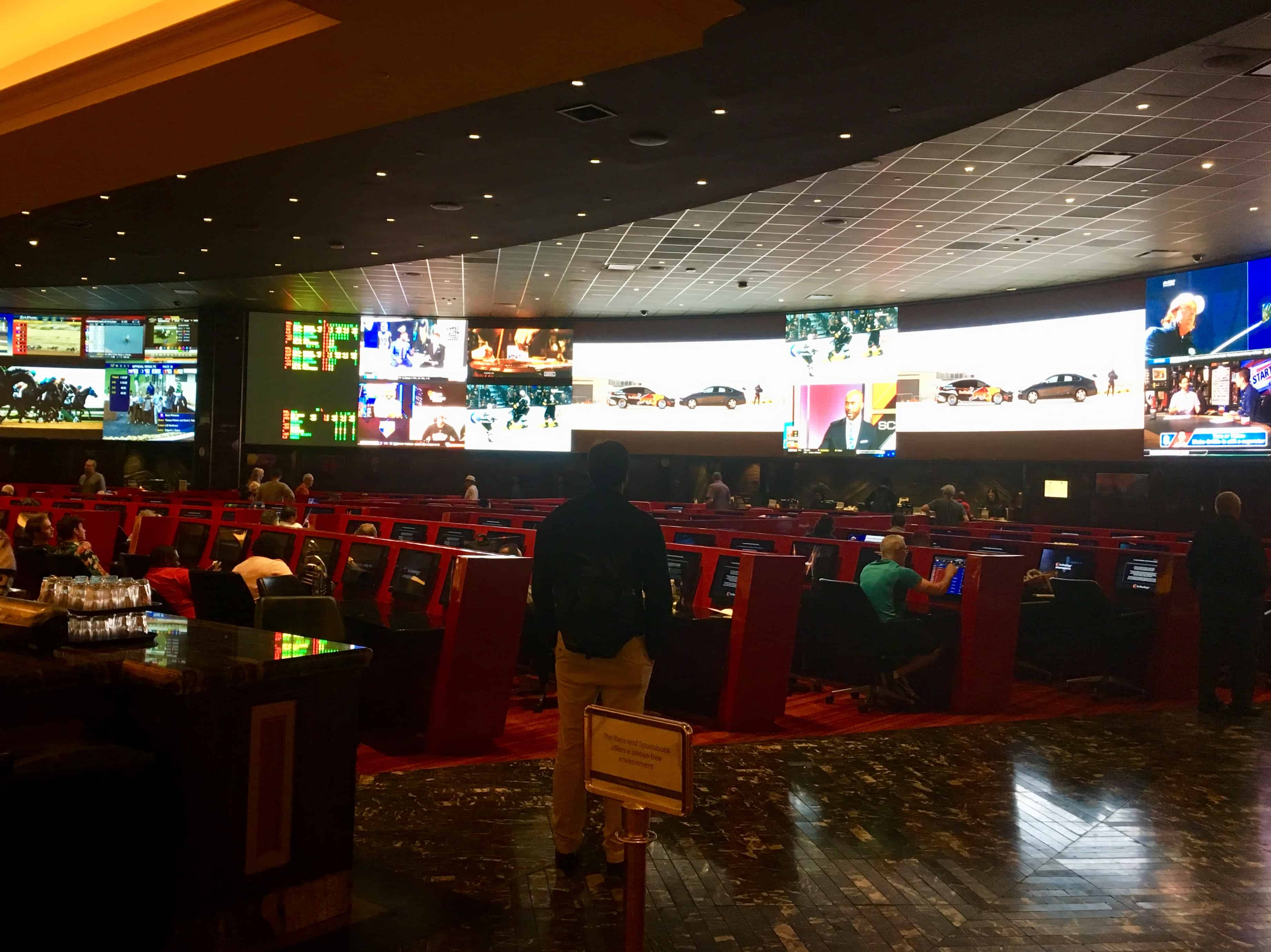 Screen and seating at Venetian's sportsbook