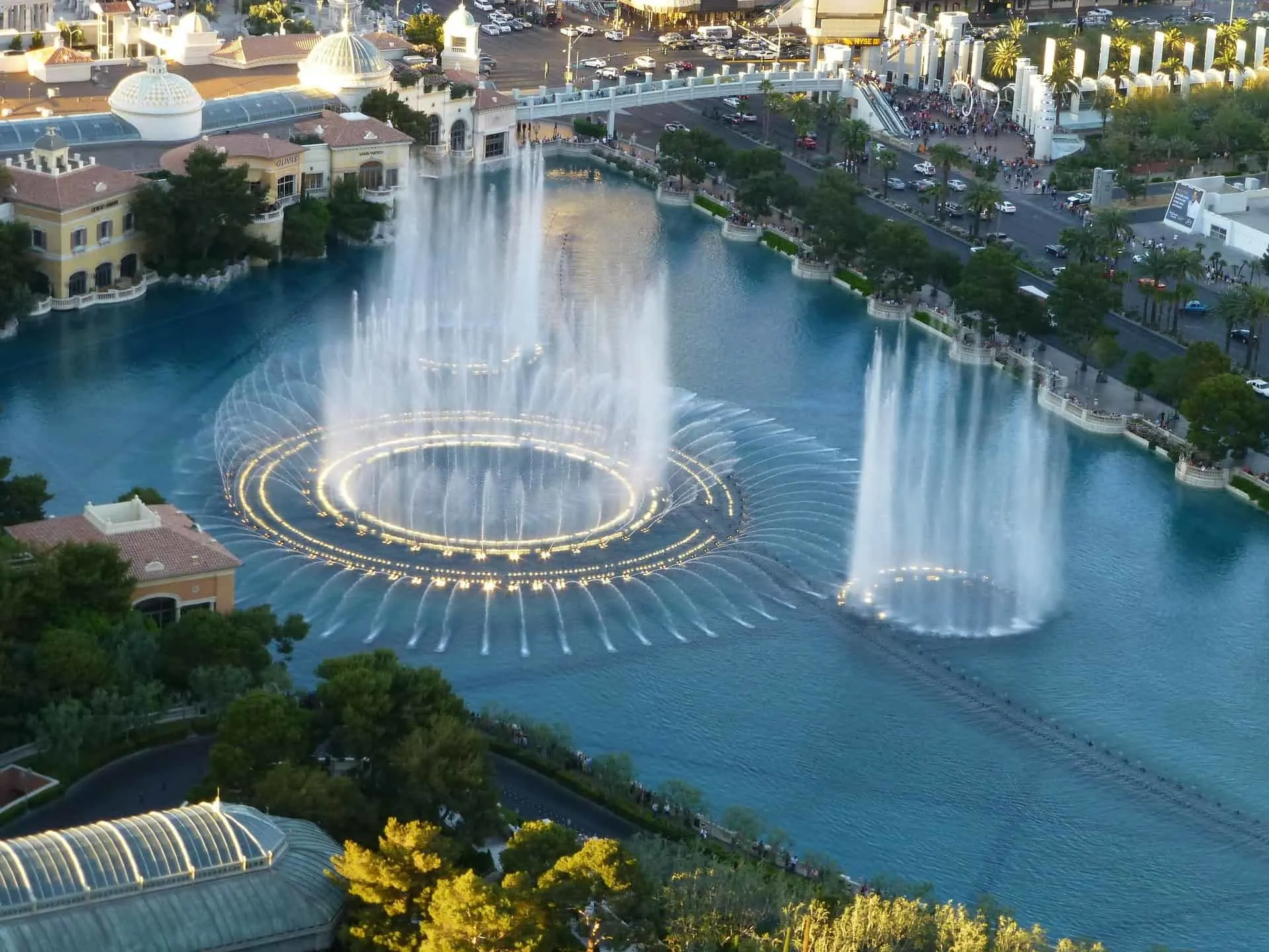 Bellagio Fountain Show Times And Song List 2021