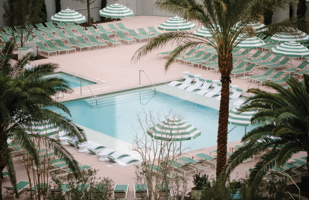 Las-Vegas-Paris-pool • A Passion and A Passport