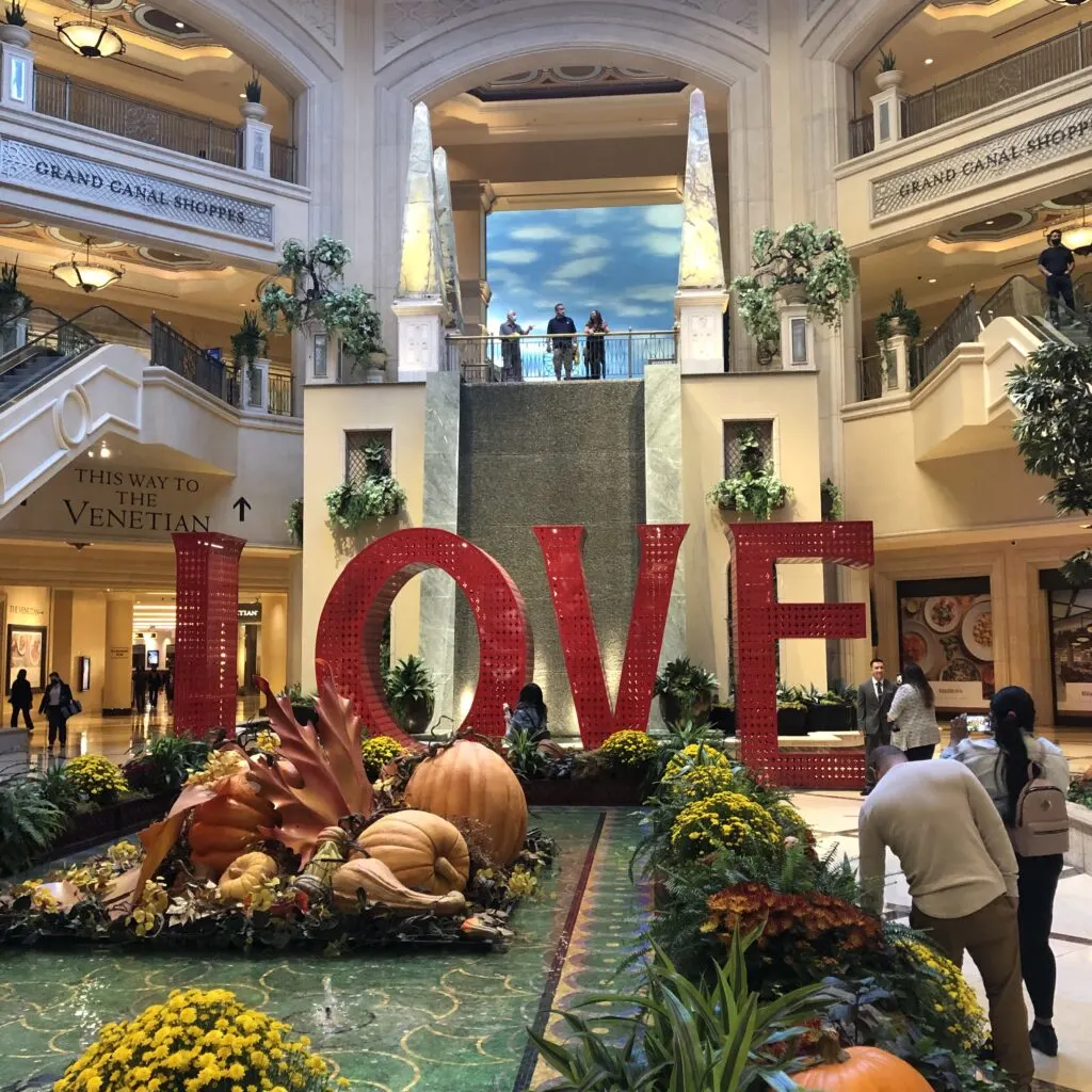 LOVE Photo Opp at Venetian Las Vegas