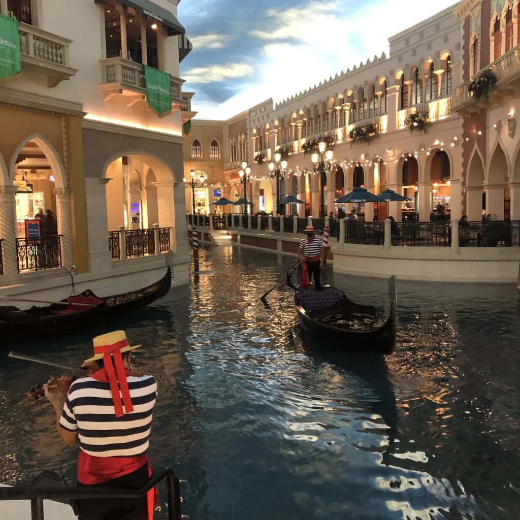 GRAND CANAL SHOPPES AT THE VENETIAN RESORT LAS VEGAS  Grand Canal Shoppes  is an upscale shopping mall located at 2 F of The Venetian Resort Las Vegas  377 Las Vegas Blvd