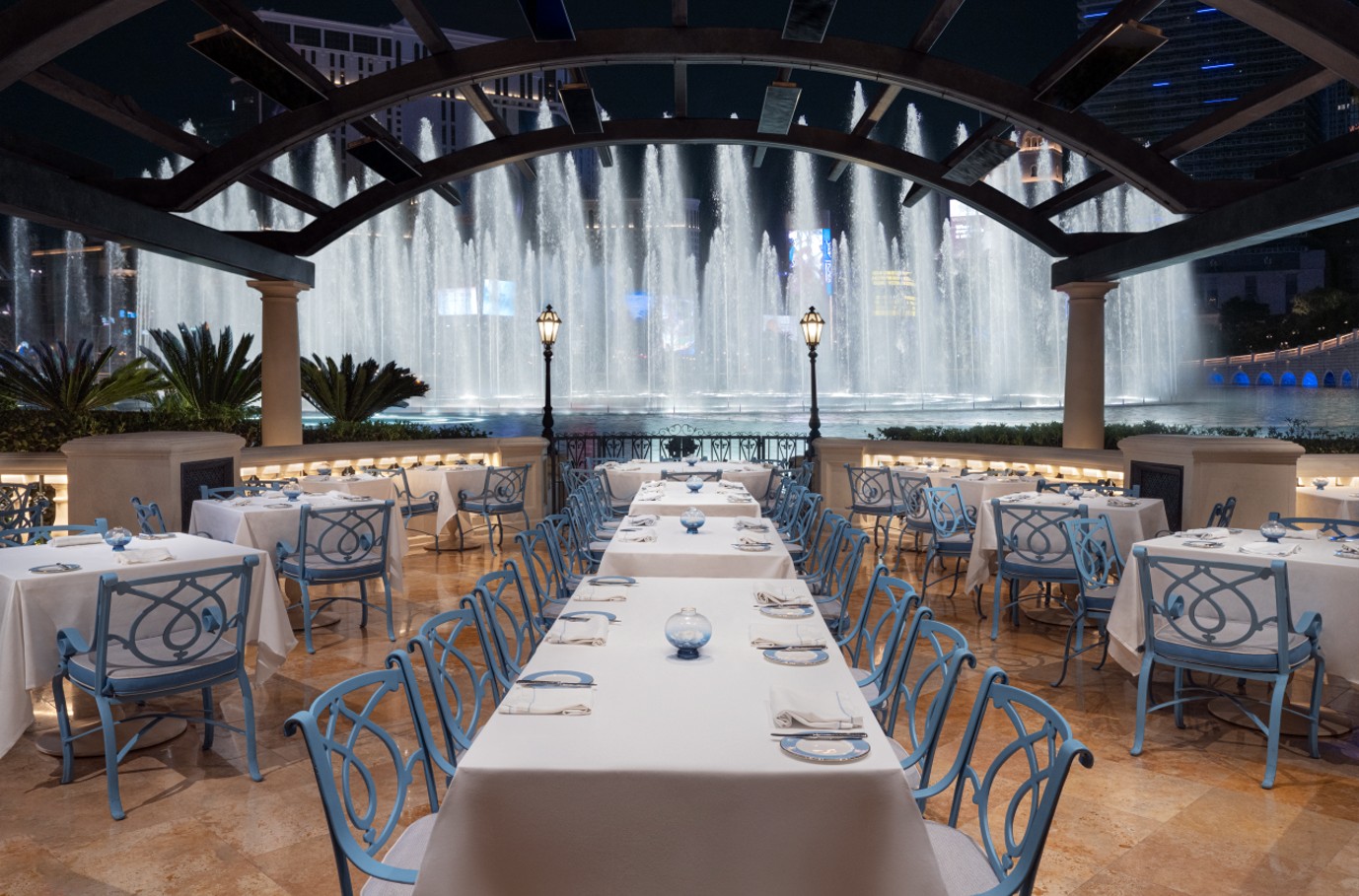 Prime's outdoor patio with the Fountains of Bellagio firing in the background. 