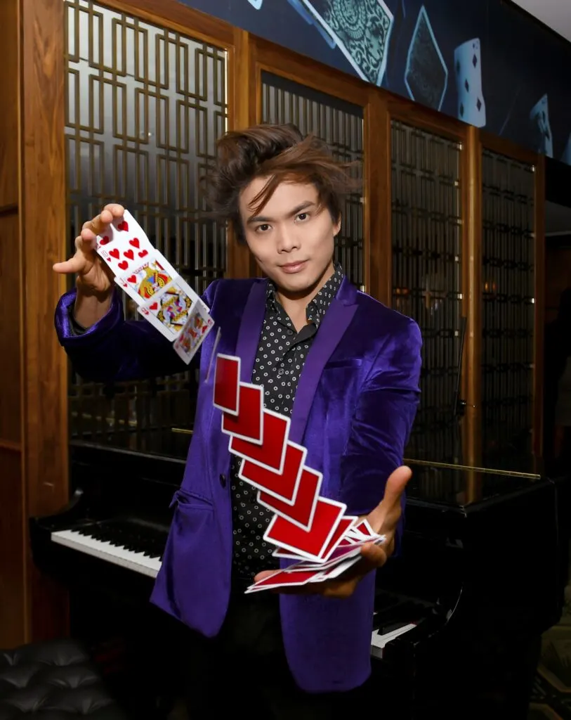 Shin Lim fanning playing cards