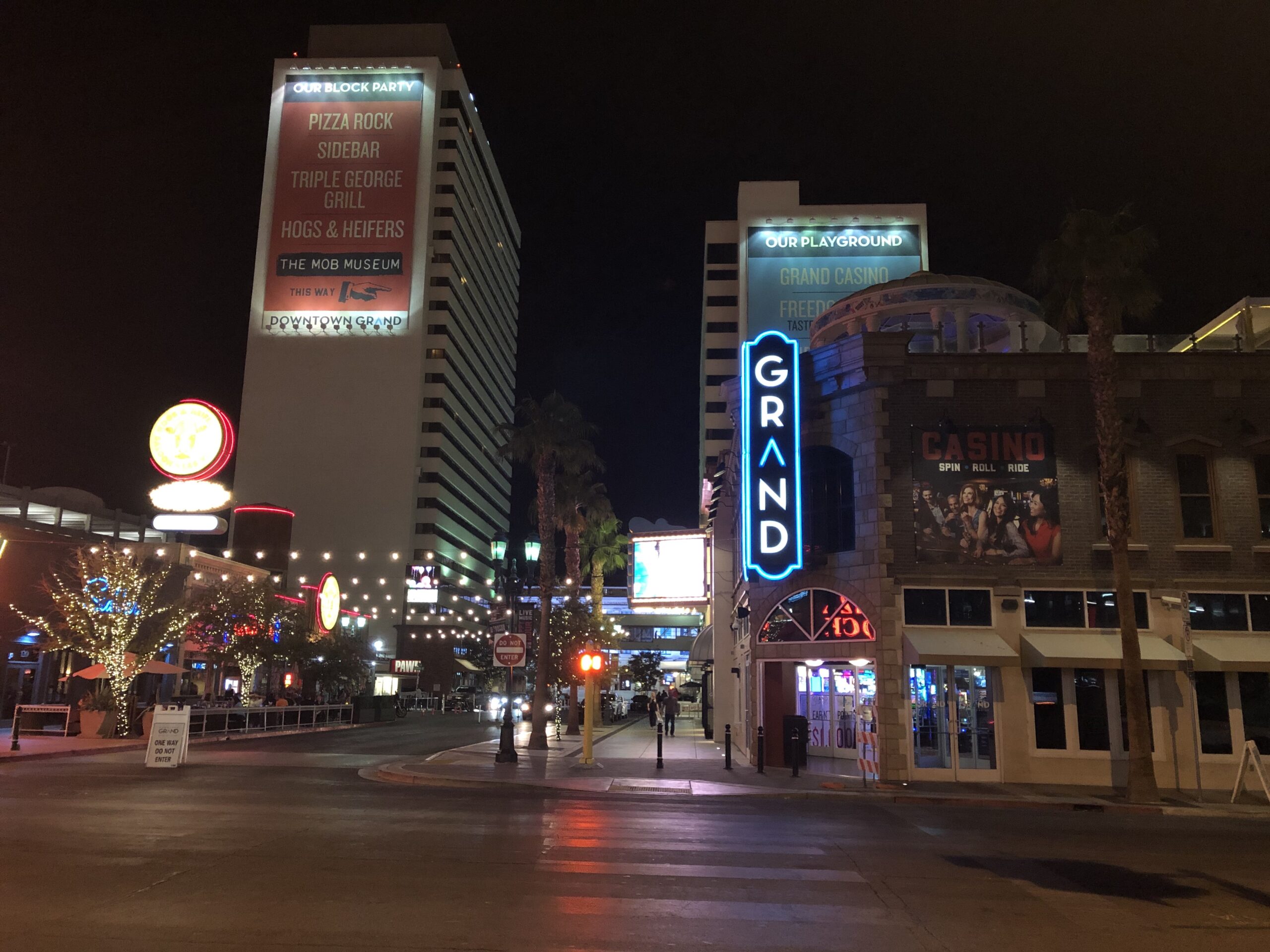Where to Find the Cheapest Craps in Vegas (5 Tables)