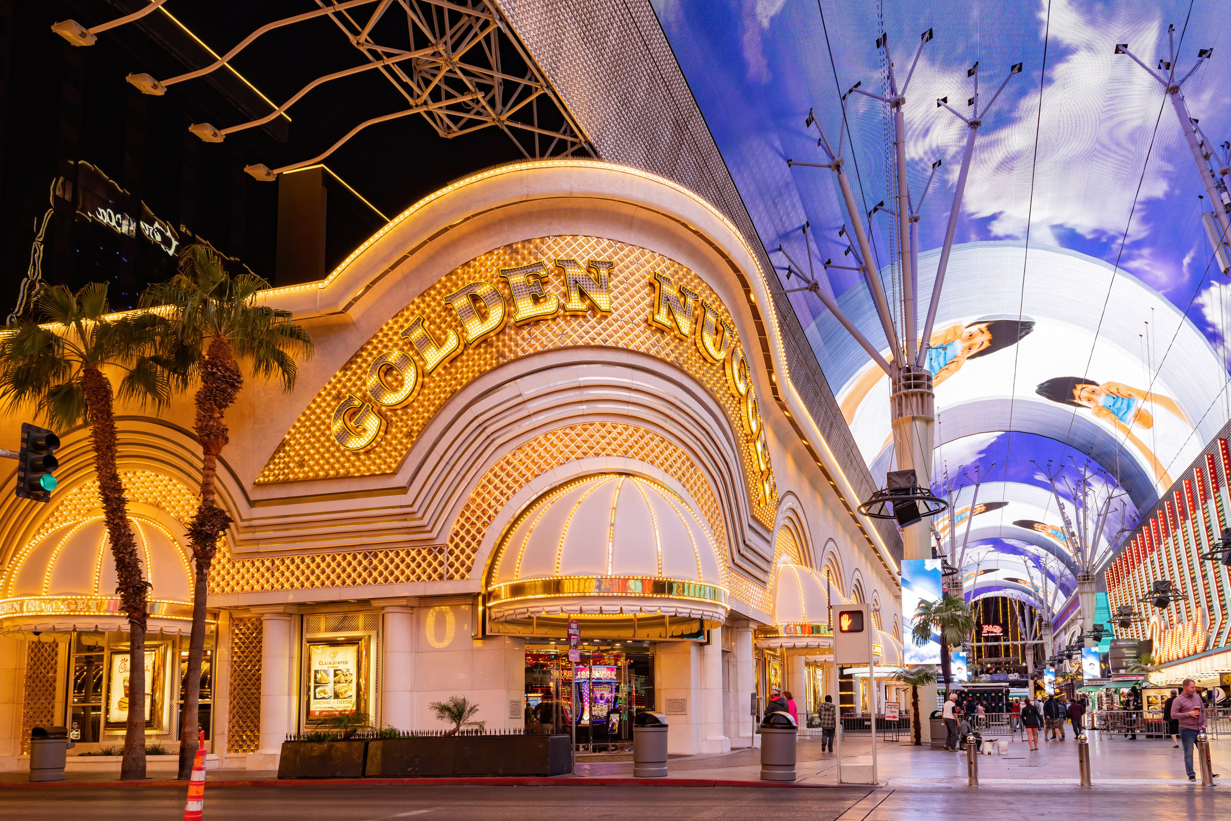 Things To Do At And Near Golden Nugget Las Vegas