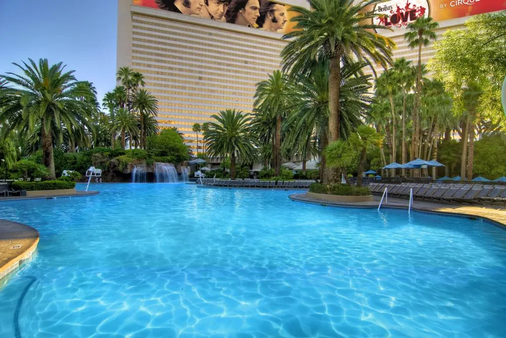 Mirage's Pool with the hotel tower in the background