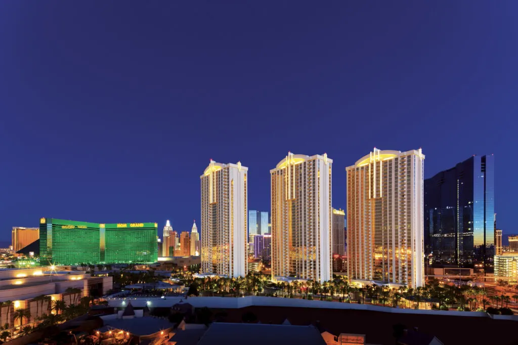 Signature at MGM's 3 hotel towers behind MGM Grand