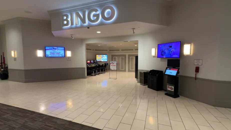 Entrance to Plaza's bingo hall. 