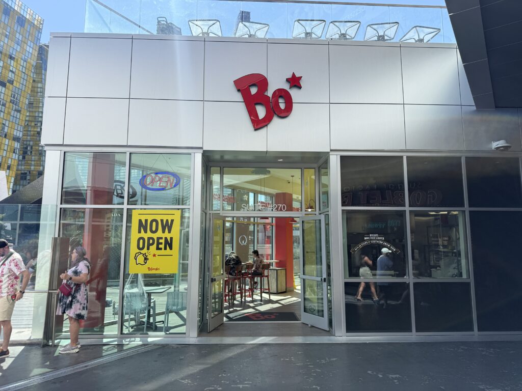 Exterior of Bojangles at Harmon Corner.