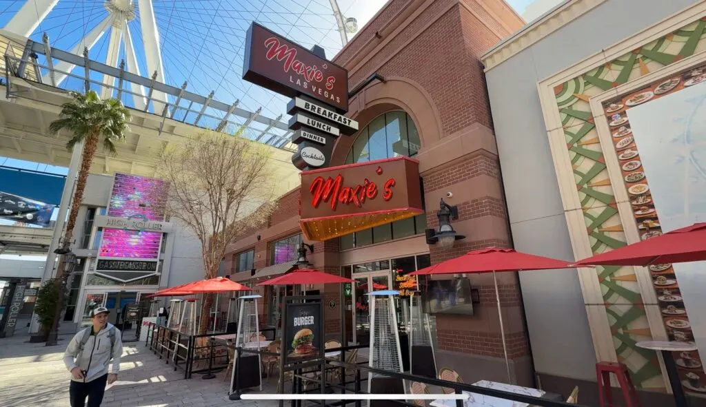 Maxie's Exterior. 