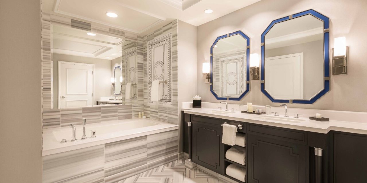 Las Vegas Hotel Rooms With a Jetted, Deep Soaking, or 2 Person Tub