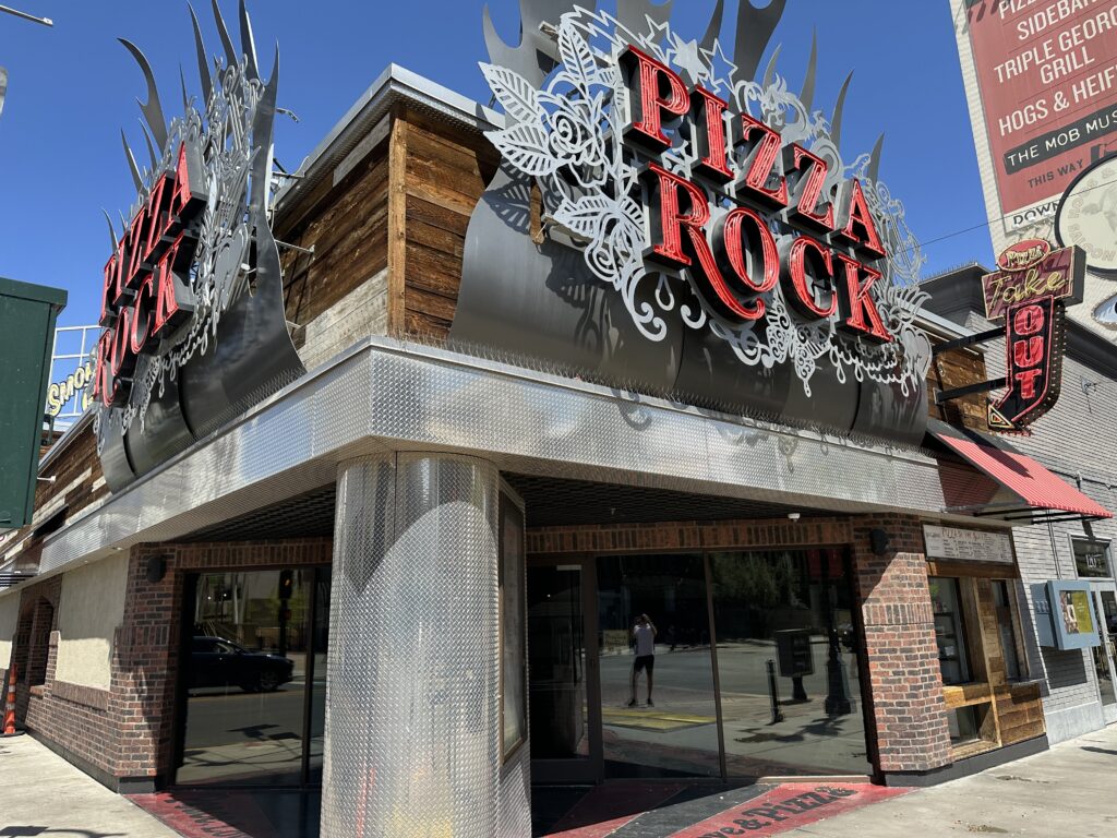Exterior of Pizza Rock Las Vegas
