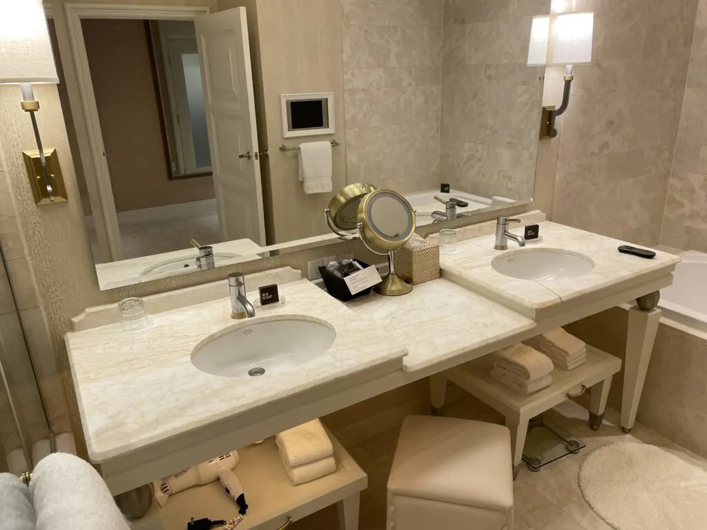 Dual Vanity in the Wynn Resort King room