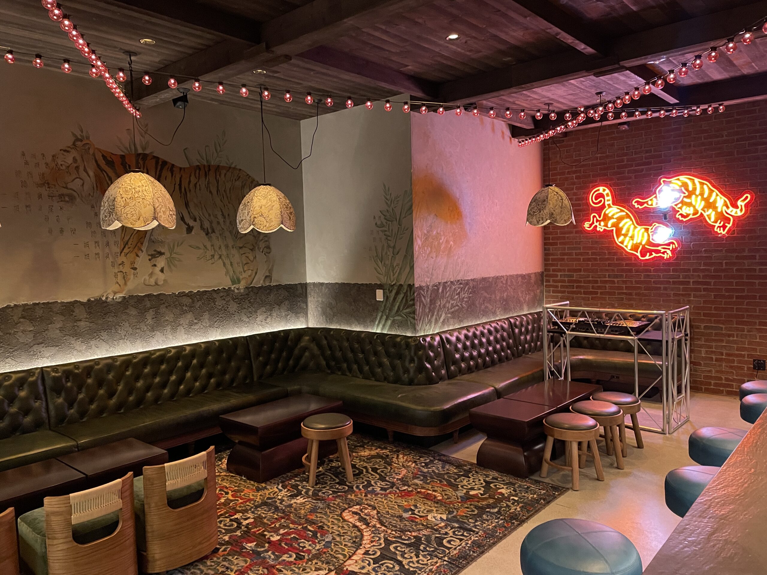 How To Find The Here Kitty Kitty Vice Den at Resorts World