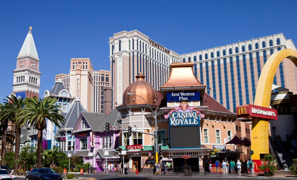 All the Las Vegas Hotels' Resort Fees—So You'll Know the True