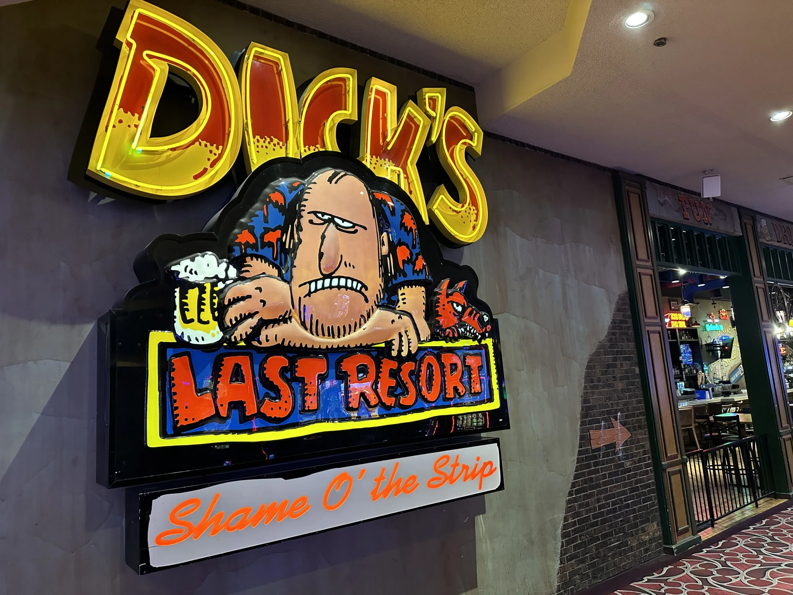 Exterior of Dick's Last Resort at Excalibur.