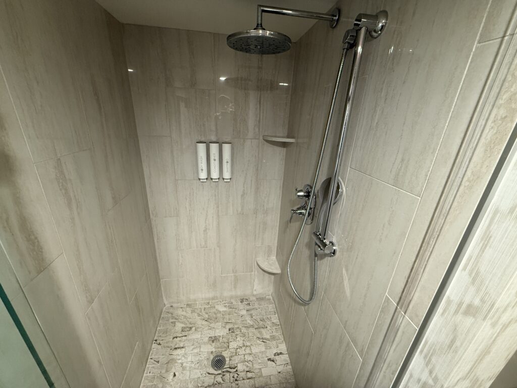 A look inside the shower. 