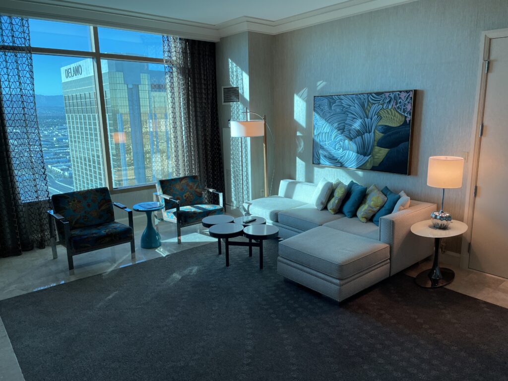 Mandalay Bay - One Bedroom Penthouse Sky View Suite Review