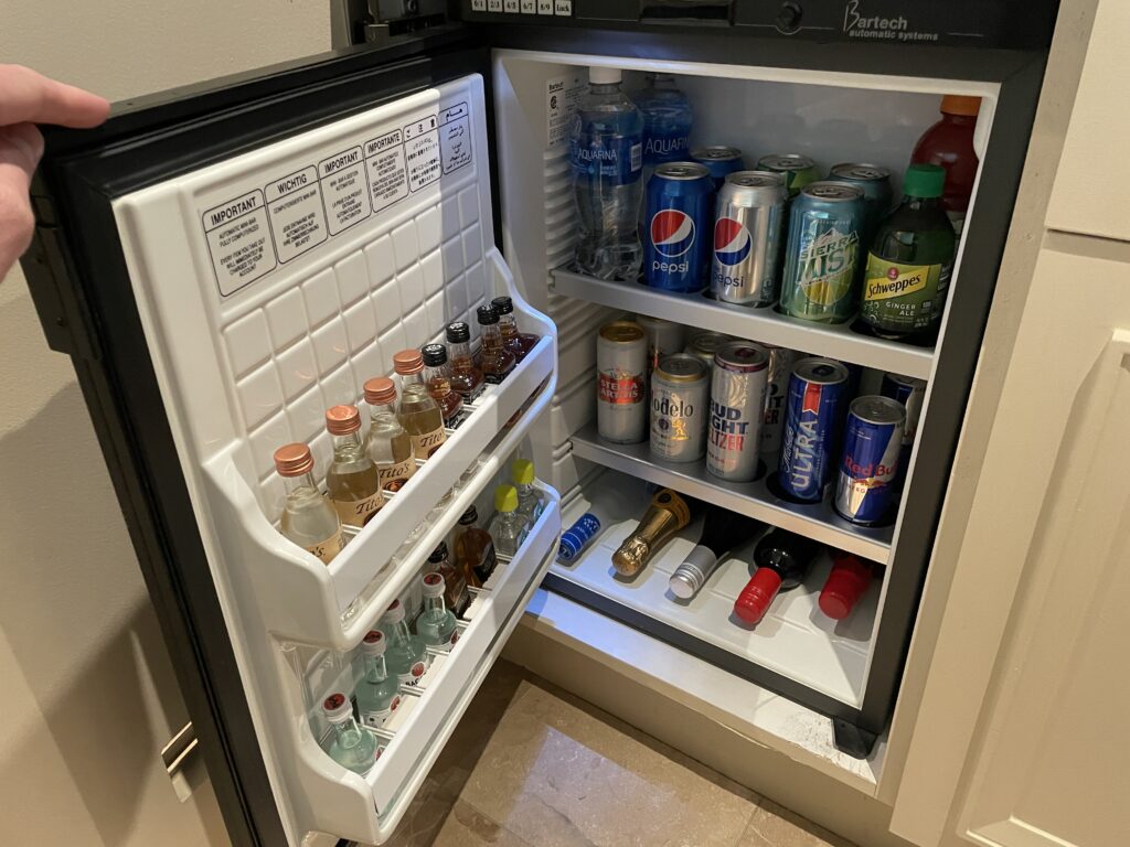 Mini Bar Fridge 