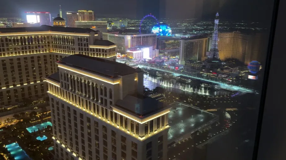 A view of the Fountains from my room at Vdara. 