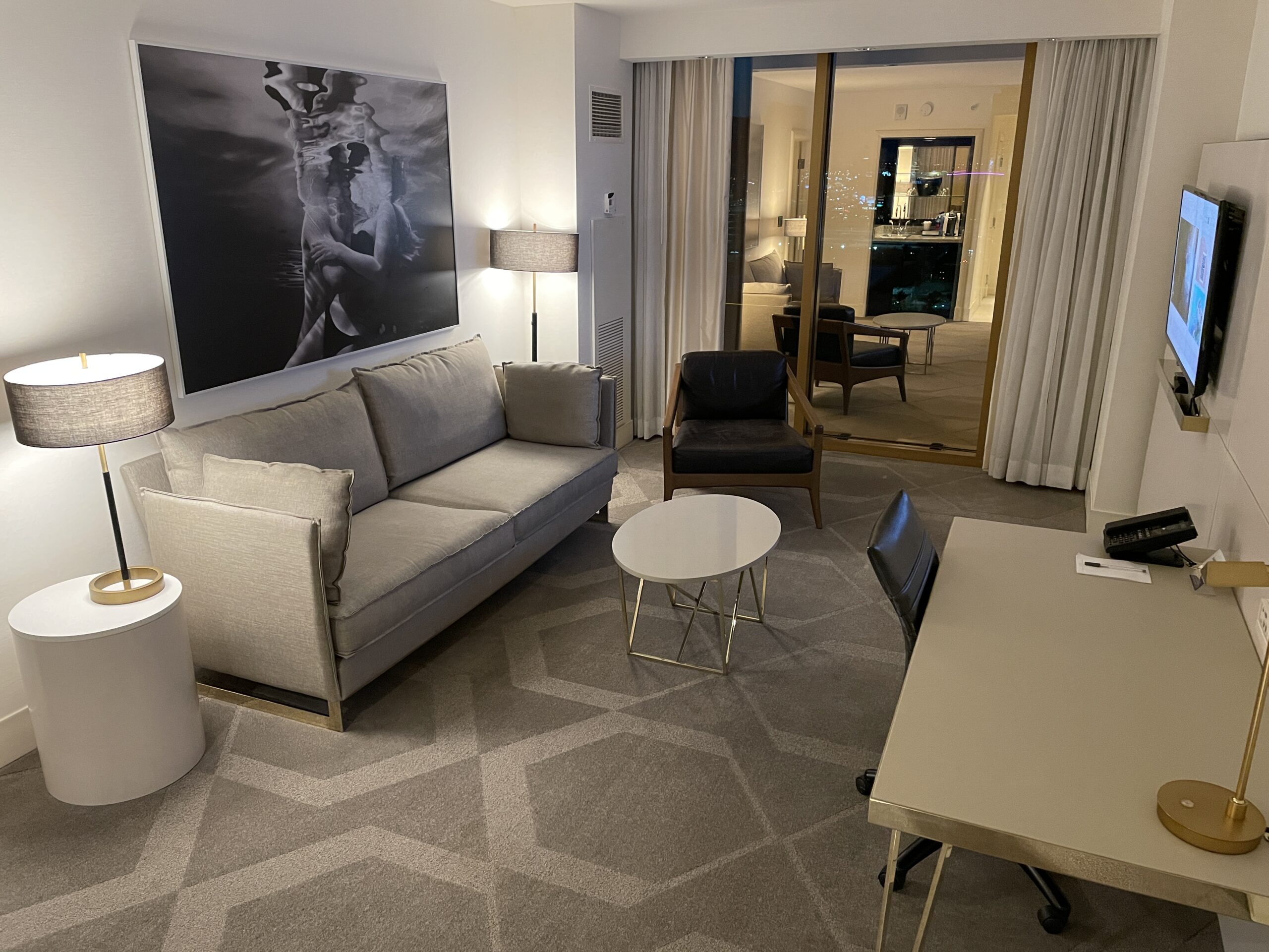 Cheap Suites in Las Vegas More Space For Less