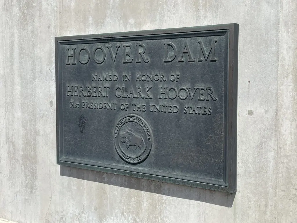 A metal "Hoover Dam" plaque 