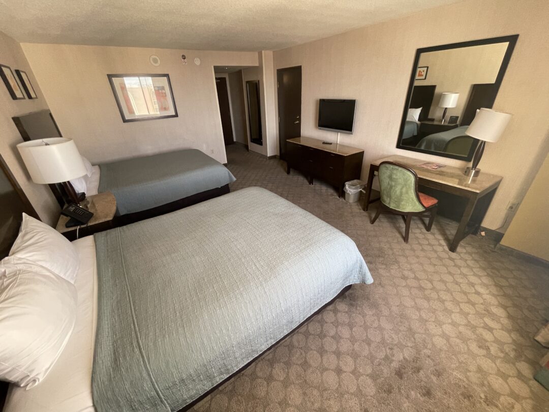 Circus Circus Las Vegas - West Tower King Room Review