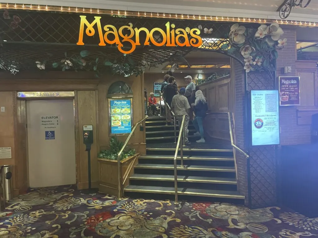 Magnolia's Veranda Exterior