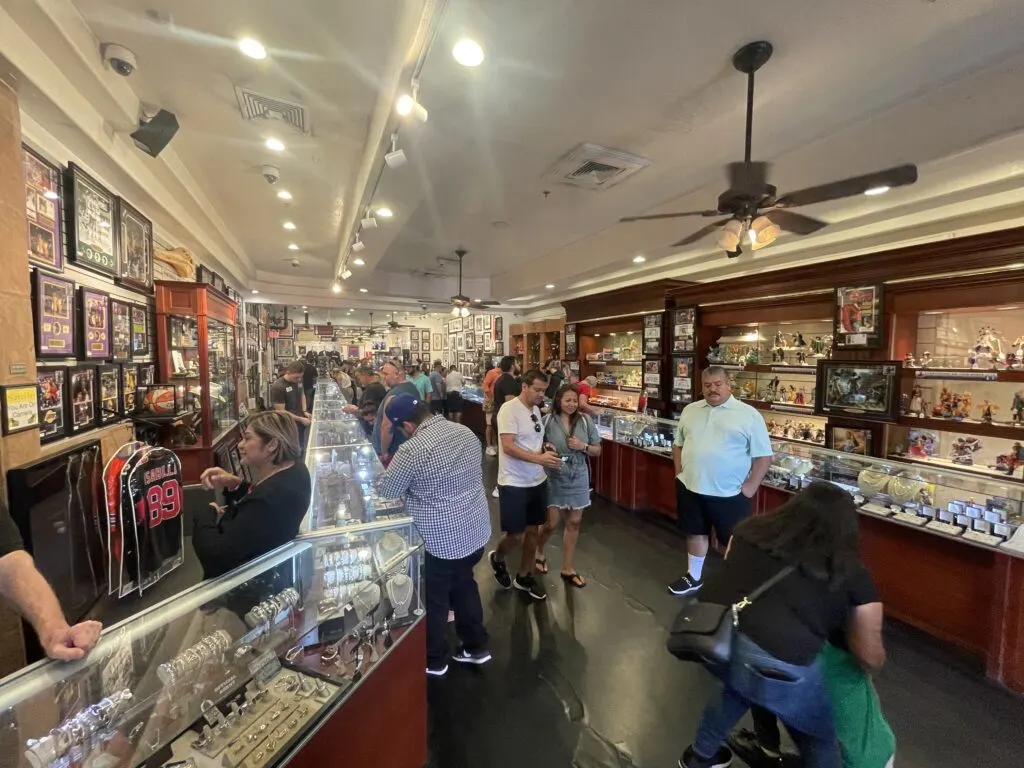 Pawn Stars Sports Memorabilia Collection – Gold & Silver Pawn Shop