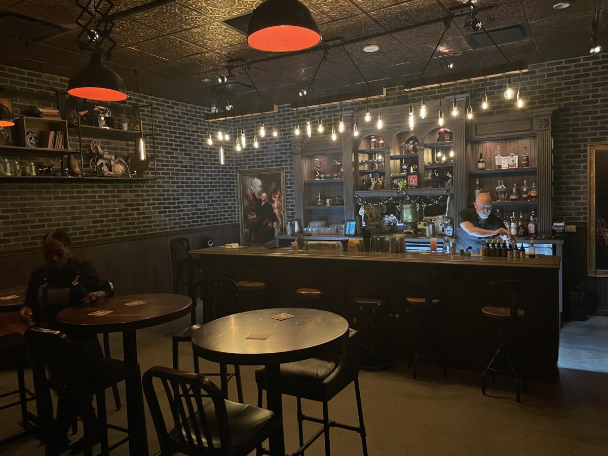 How To Find The Lock Speakeasy at Horseshoe Look Inside!