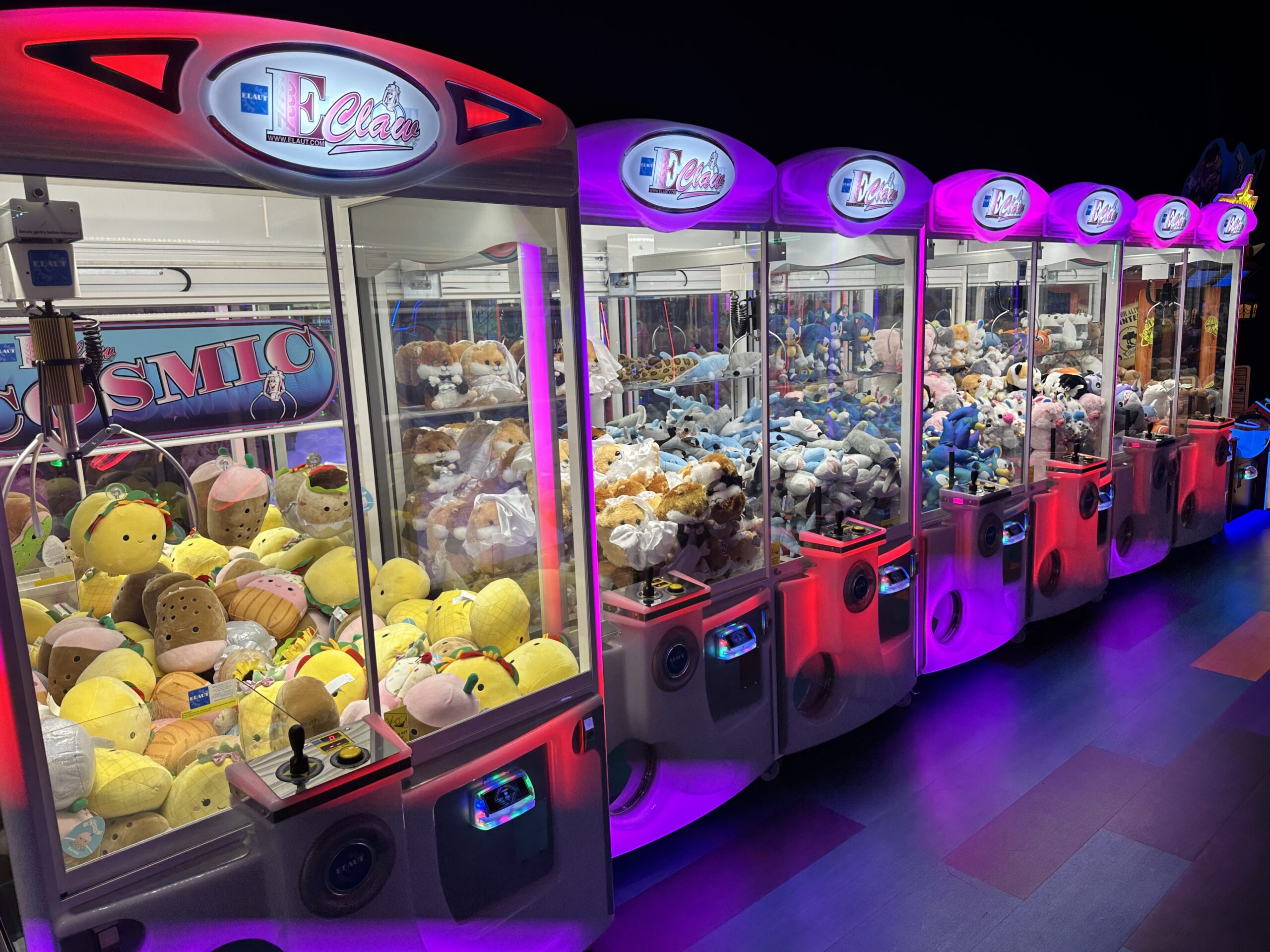 Review of the ARCADE at Horseshoe Las Vegas Look Inside!