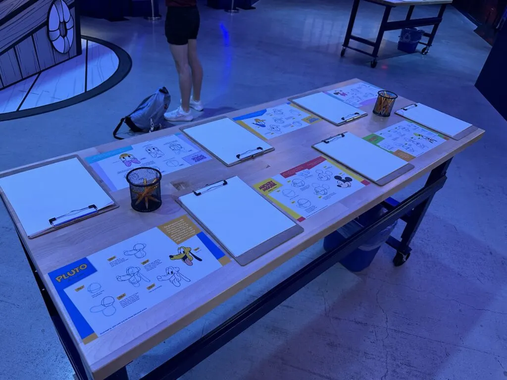 A drawing activity that teaches participants how to draw certain Disney characters. 
