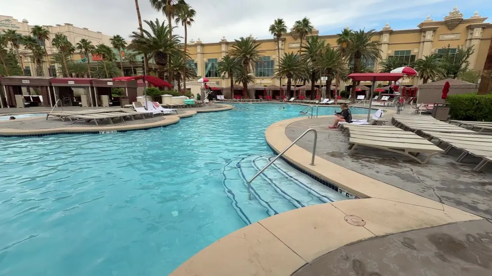 A standard, normal pool.