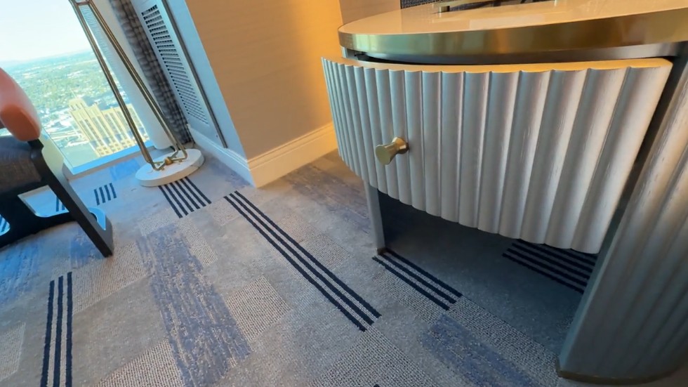 A soft closing drawer badside.