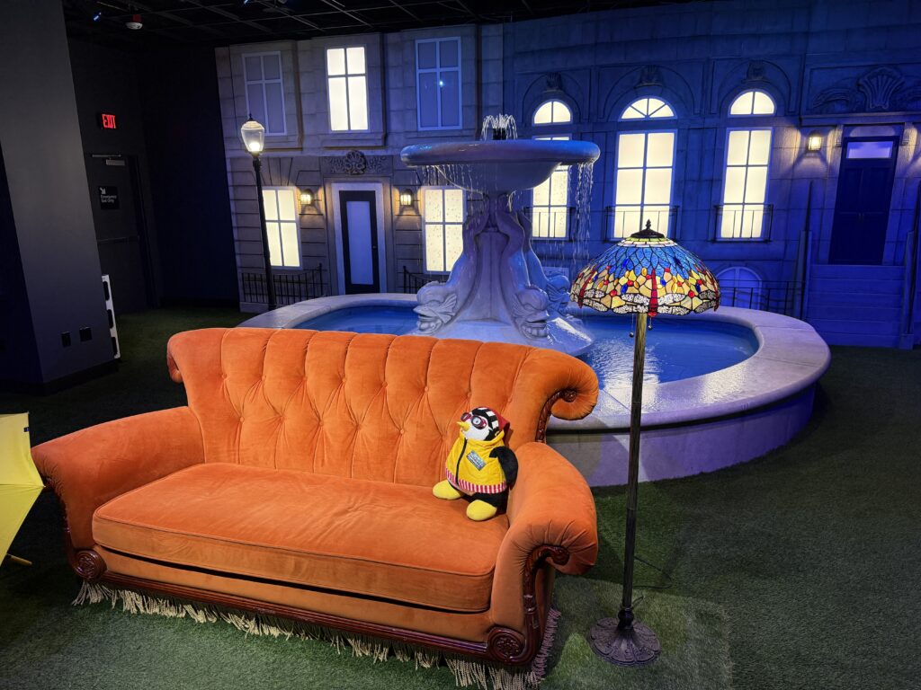 A couch in front of a fountain - A scene from Friends. 