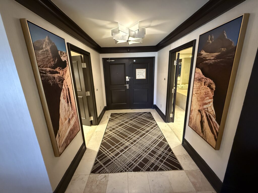 The entryway, which shows large pictures of either sides of desert landscapes.