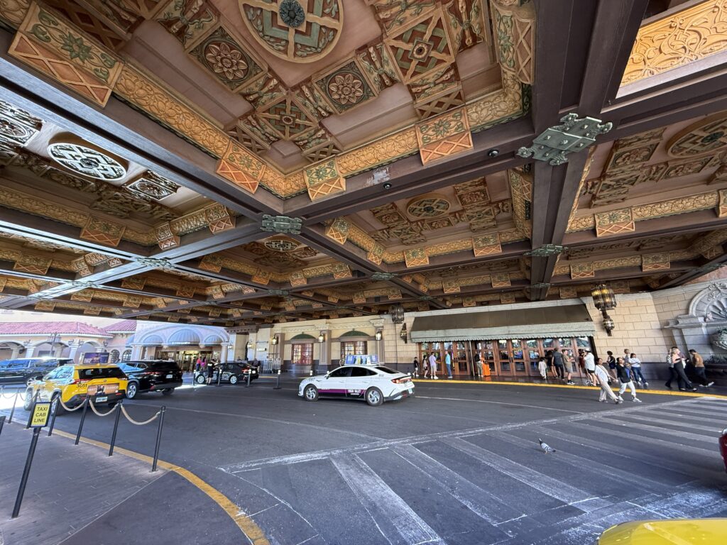 The porte cochere at TI, which is pirate themed.