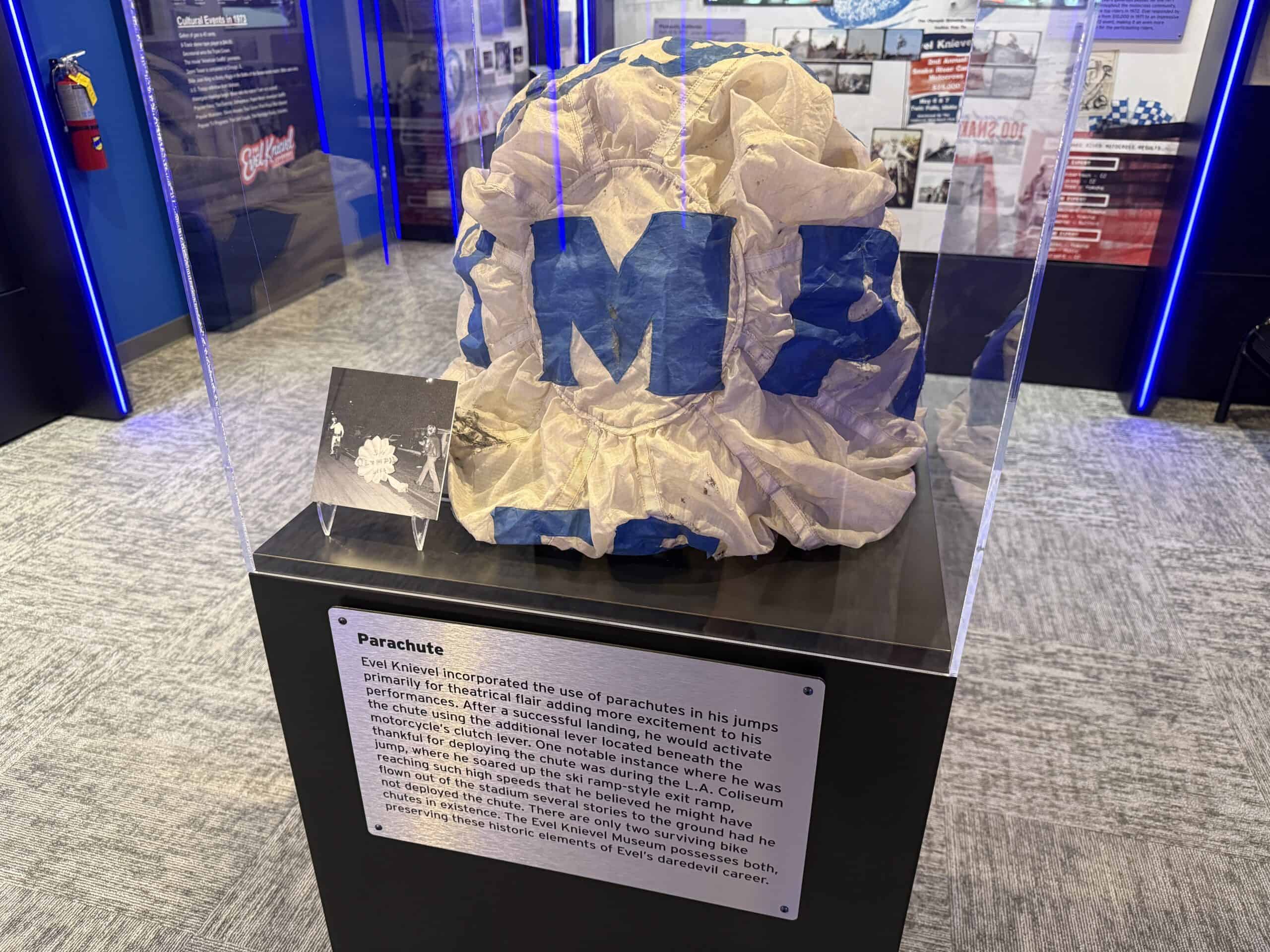 A parachute used by Evel.