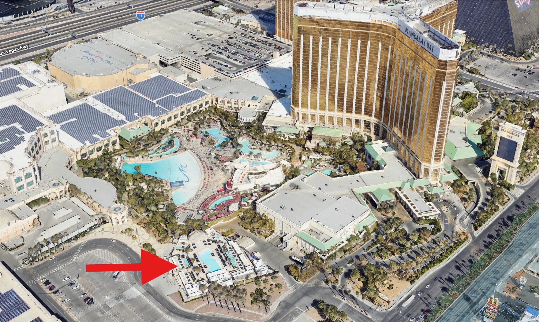 A google earth image showing how far Tailgate Beach Club is from Mandalay Bay.